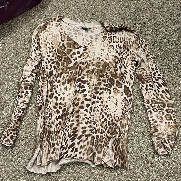 Apt. 9 Tops - Cheetah print long sleeve